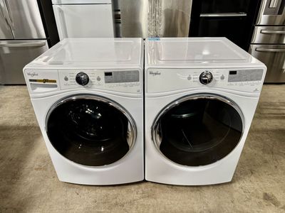 LIKE NEW WHIRLPOOL WASHER AND DRYER SET WITH WARRANTY