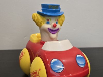 PEZ Clown Car Toy - Vintage Style PEZ Collectible