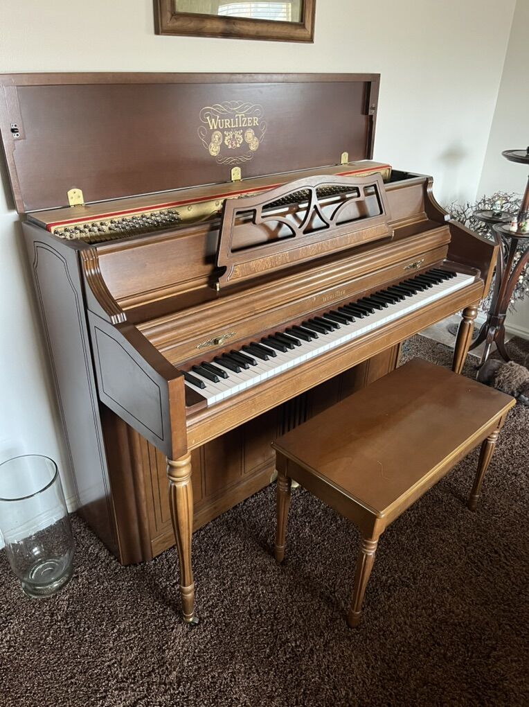 Wurlitzer Piano