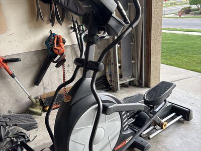 Sole e25 elliptical glider