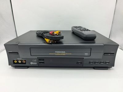 Toshiba W-528 VCR VHS Player 4-Head Hi-Fi Commercial Skip - Serviced - w/ Remote & Cables