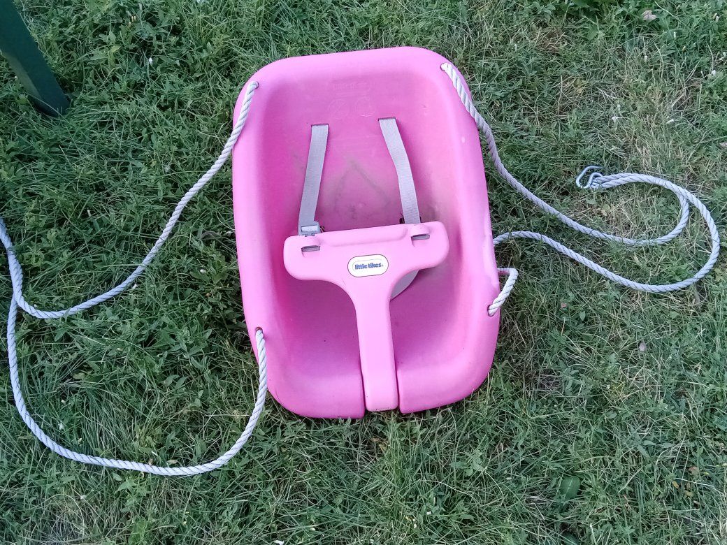 Pink Little Tikes 2-in-1 Snug 'n Secure Toddler & Baby Swing