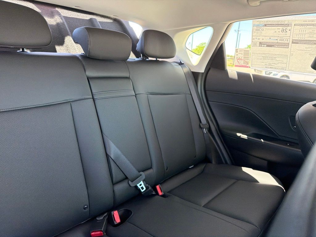 Main image 30