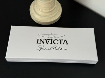 Invicta Special Edition Watch Set with Interchangeable Leather Straps