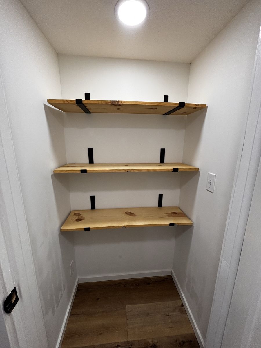 Main image 6