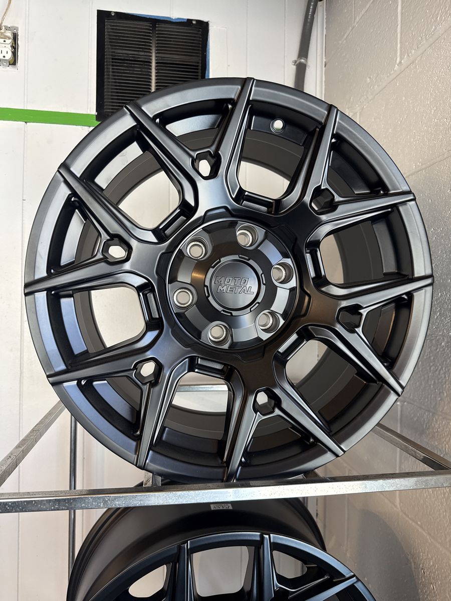 18” Moto Metal Mason Wheels: Ford, Chevy or Toyota