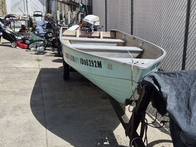 12ft Aluminum Fishing boat and trailer for sale