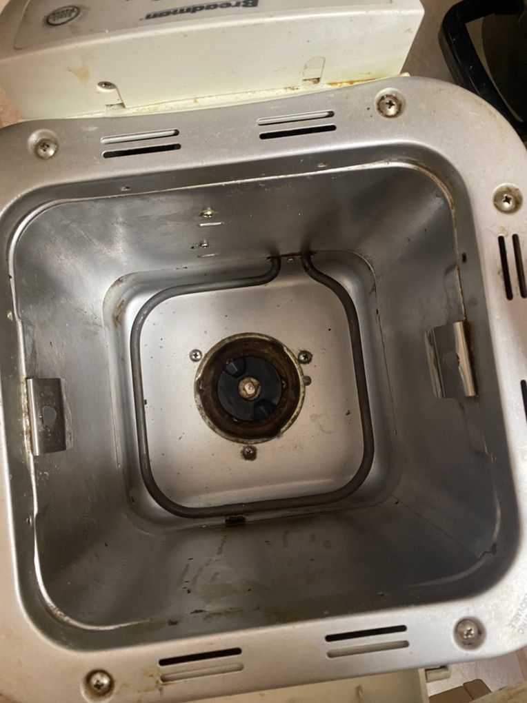 Main image 6