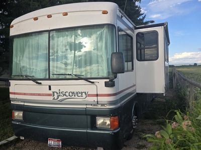 1998 Fleetwood Discovery Motorhome