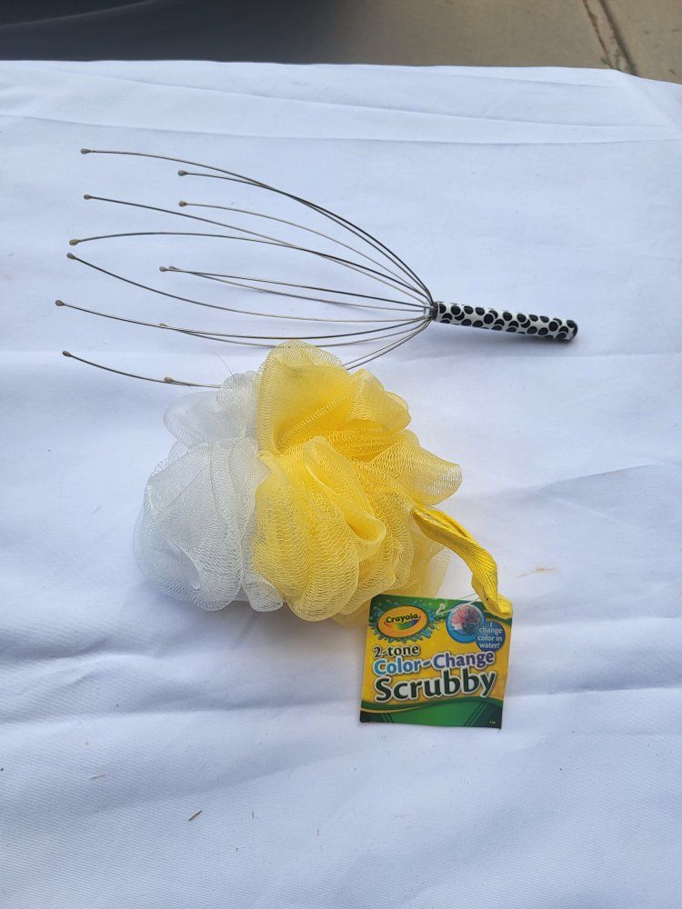 Crayola 2-Tone Color-Change Scrubby & Scalp Massager Lot