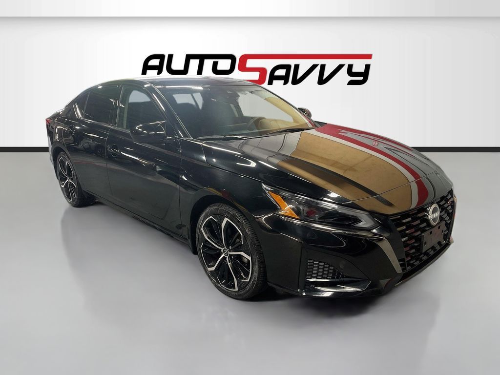 2025 Nissan Altima 2.5 SR