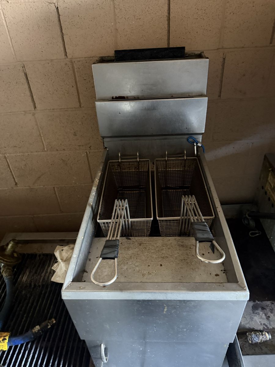Main image 10