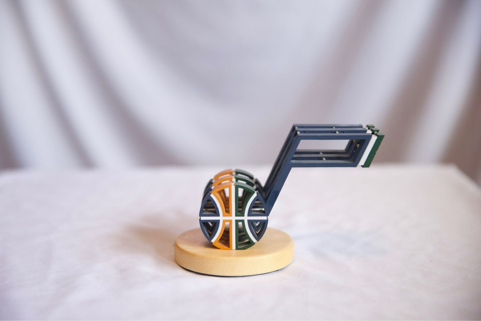 Utah Jazz Custom Desk Statue / Office Decor – Note Logo