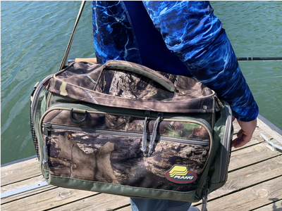 Mossy Oak tackle bag with boxes/tackle