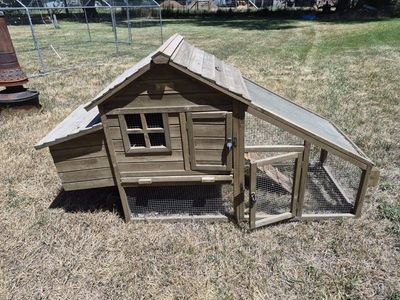 Wooden Chicken Coop with Run