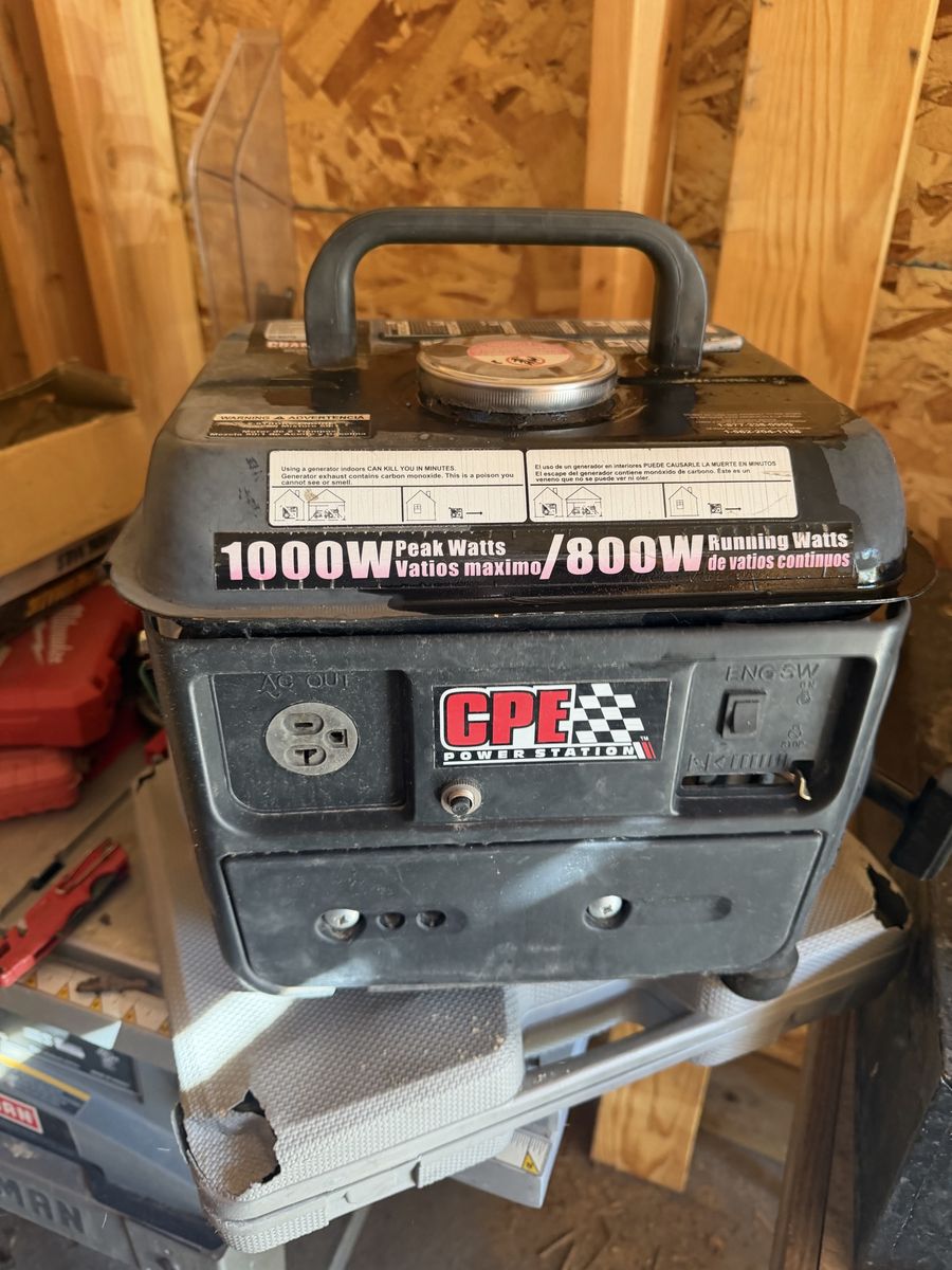 CPE Power Station 1000W Peak 800W Running Portable Generator