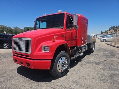 2003 Freightliner FL70