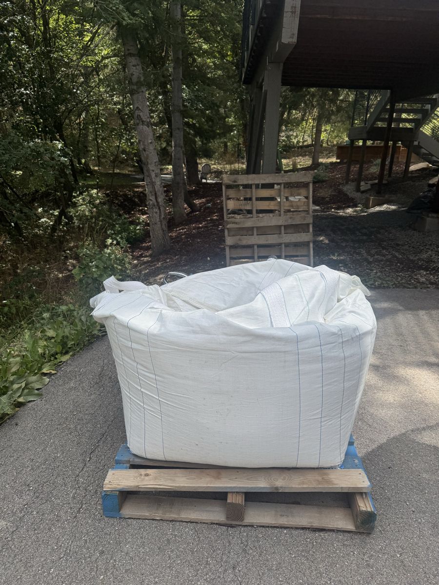 Decomposed Granite/Course Sand - FREE