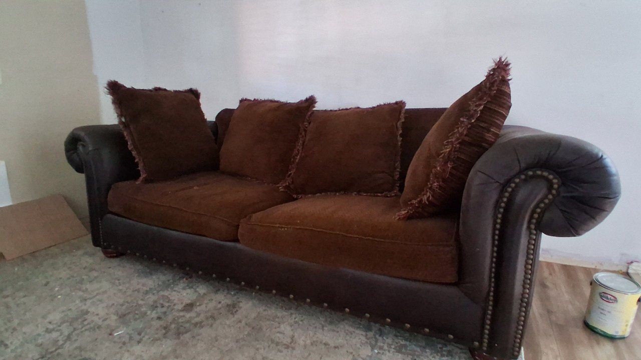 Main image 2