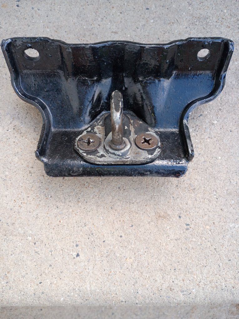 OEM 1996–2002 Toyota 4Runner Rear Hatch Striker/Latch Catch