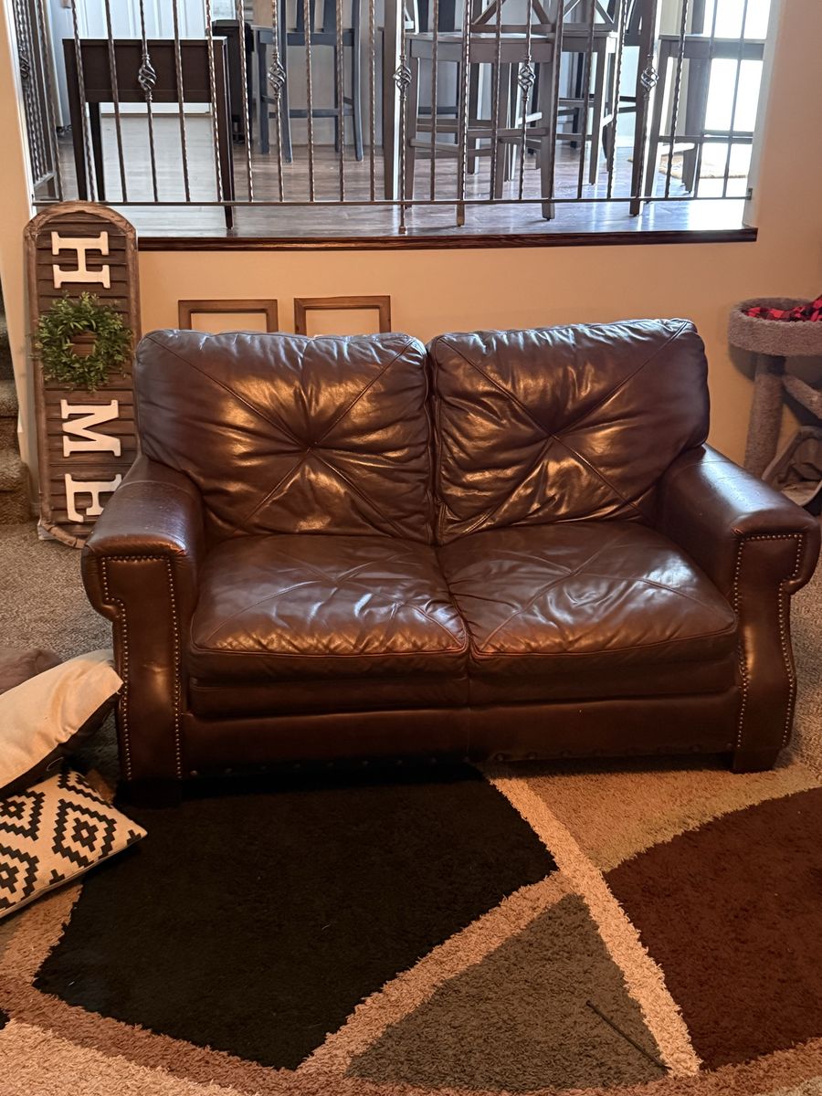 Brown Leather Sofa and Loveseat Set with Nailhead Trim $200