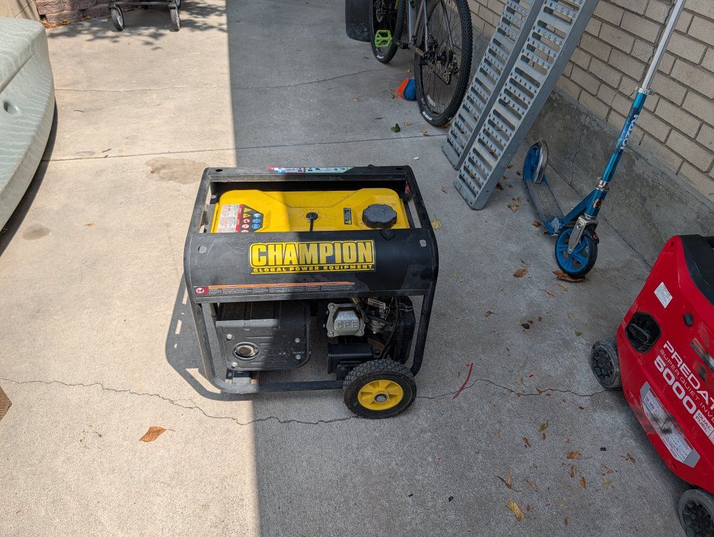 Champion 4450W/3550W Portable Gas Generator Global Power Equipment