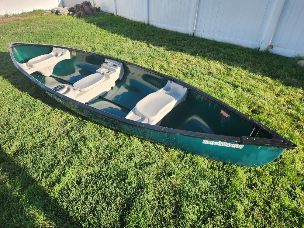 Sundolphin Mackinaw Canoe
