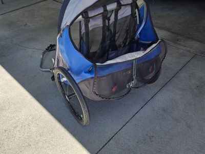 Trek GoBug double seat Bike Trailer & Stroller, Blue/Gray, 2-Child Seater