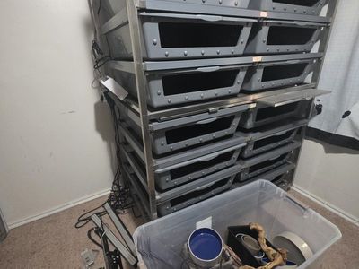 Freedom Breeder FB-90-W rack
