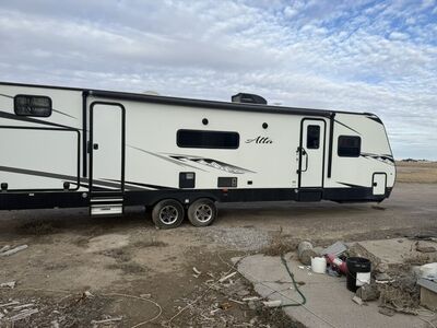 2022 East To West Alta