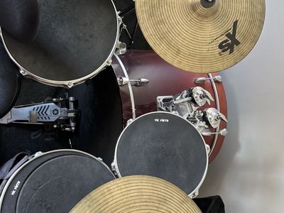 Yamaha Stage Custom Drum set