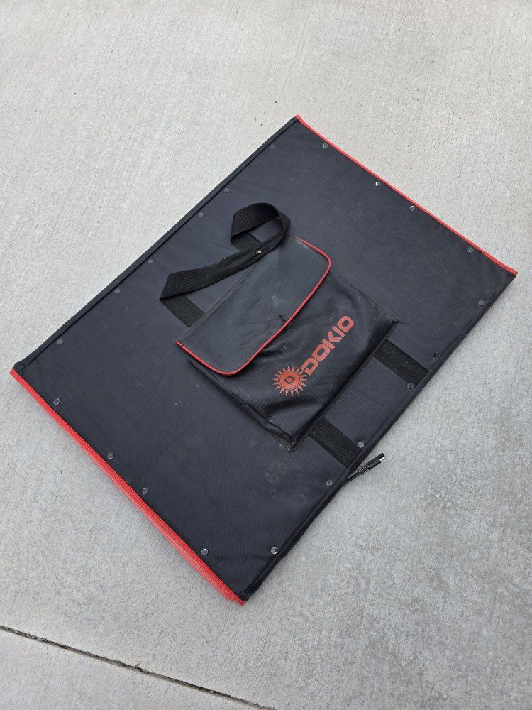 220W Dokio portable solar panel