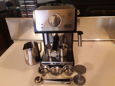 Delonghi Espresso Machine with Stainless Steel Cups Pitcher ETC