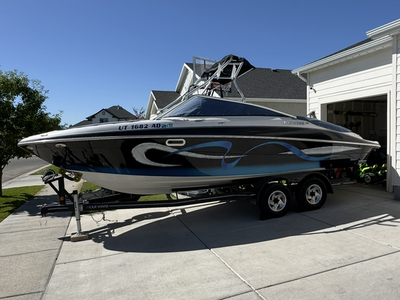 2005 4Winns Horizon 250 (8.1L Volvo Penta DuoProp)