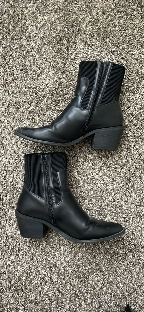 Black Pointed Toe Ankle Boots with Ribbed Elastic Sides - Women's Size 10