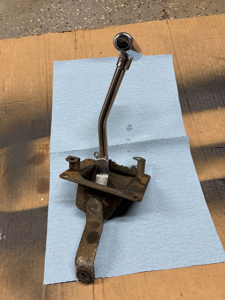 1967-1968 Ford Mustang w/ Console auto control Shifter