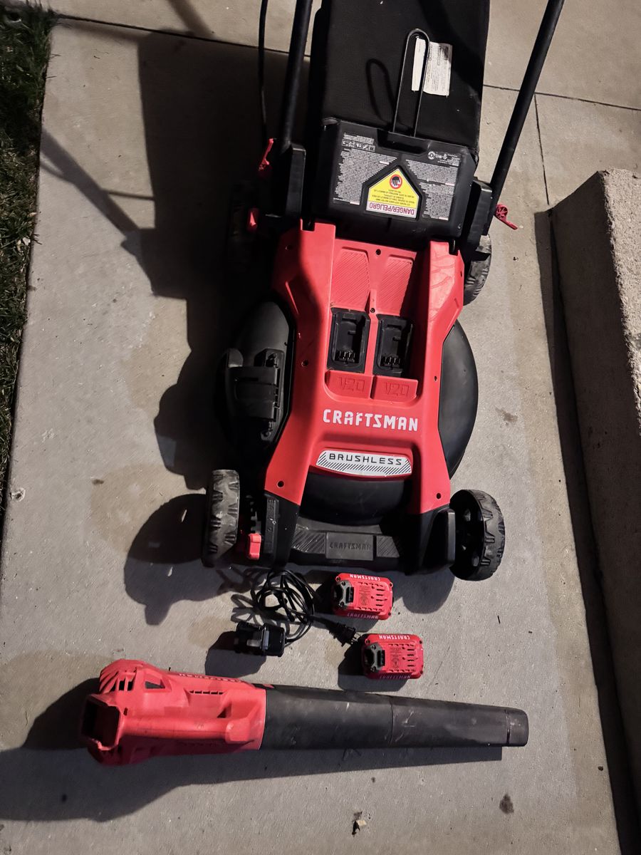 Craftsman LawnMower And Leaf Blower