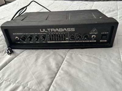 Behringer BXD3000H Bass Amp Head