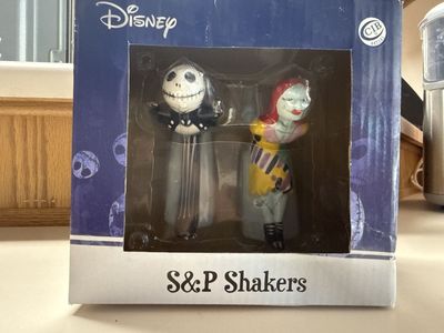 Jack and Sally NIghtmare Before Christmas salt and pepper shakers