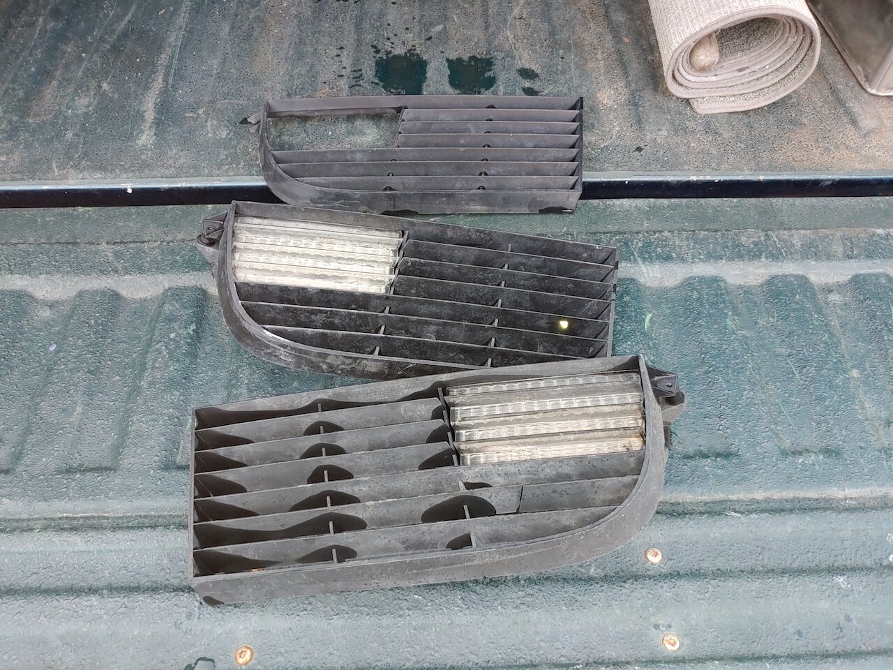 73-79 Corvette Front Bumper Grills, Left, Right, Center with Turn Signal Lights