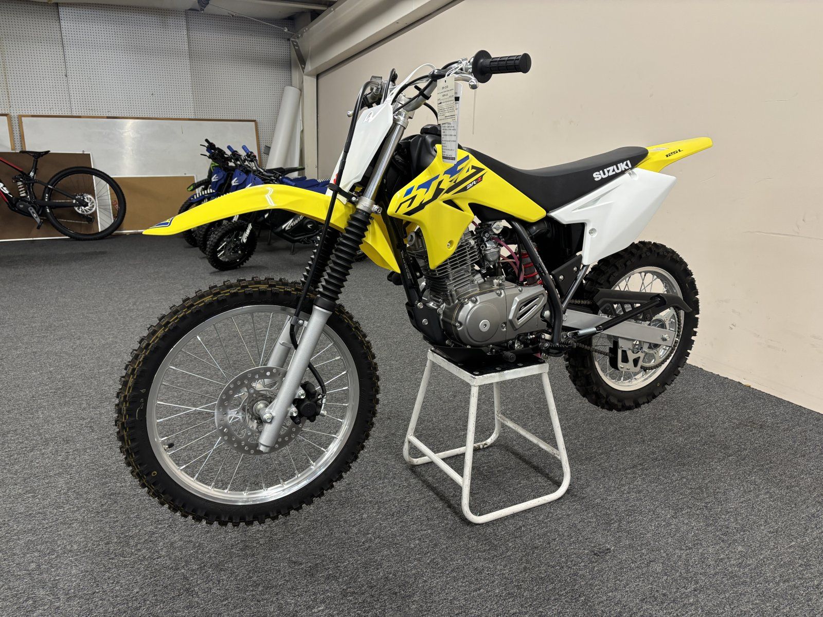 2026 Suzuki DR-Z 125L