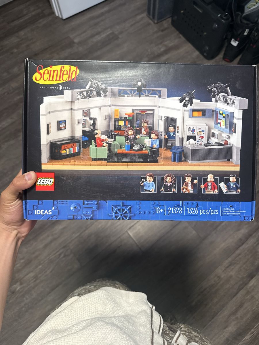 LEGO Ideas: Seinfeld (21328) Retired