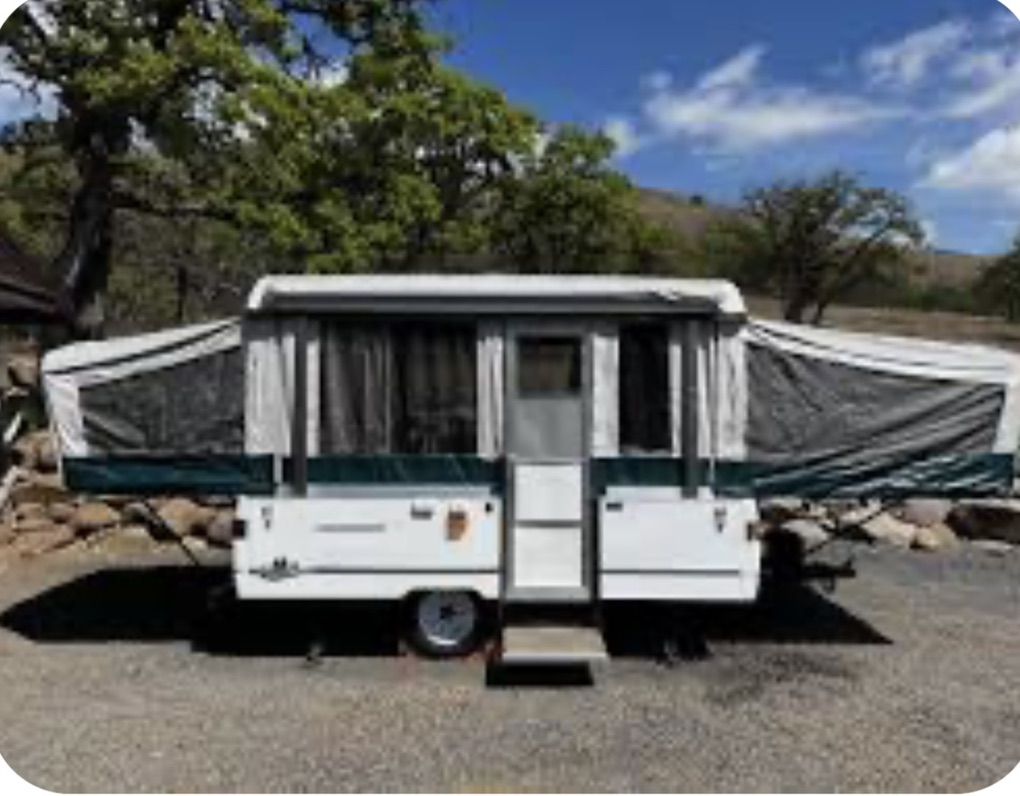 Mint Fleetwood Sedona Popup Seeps 7