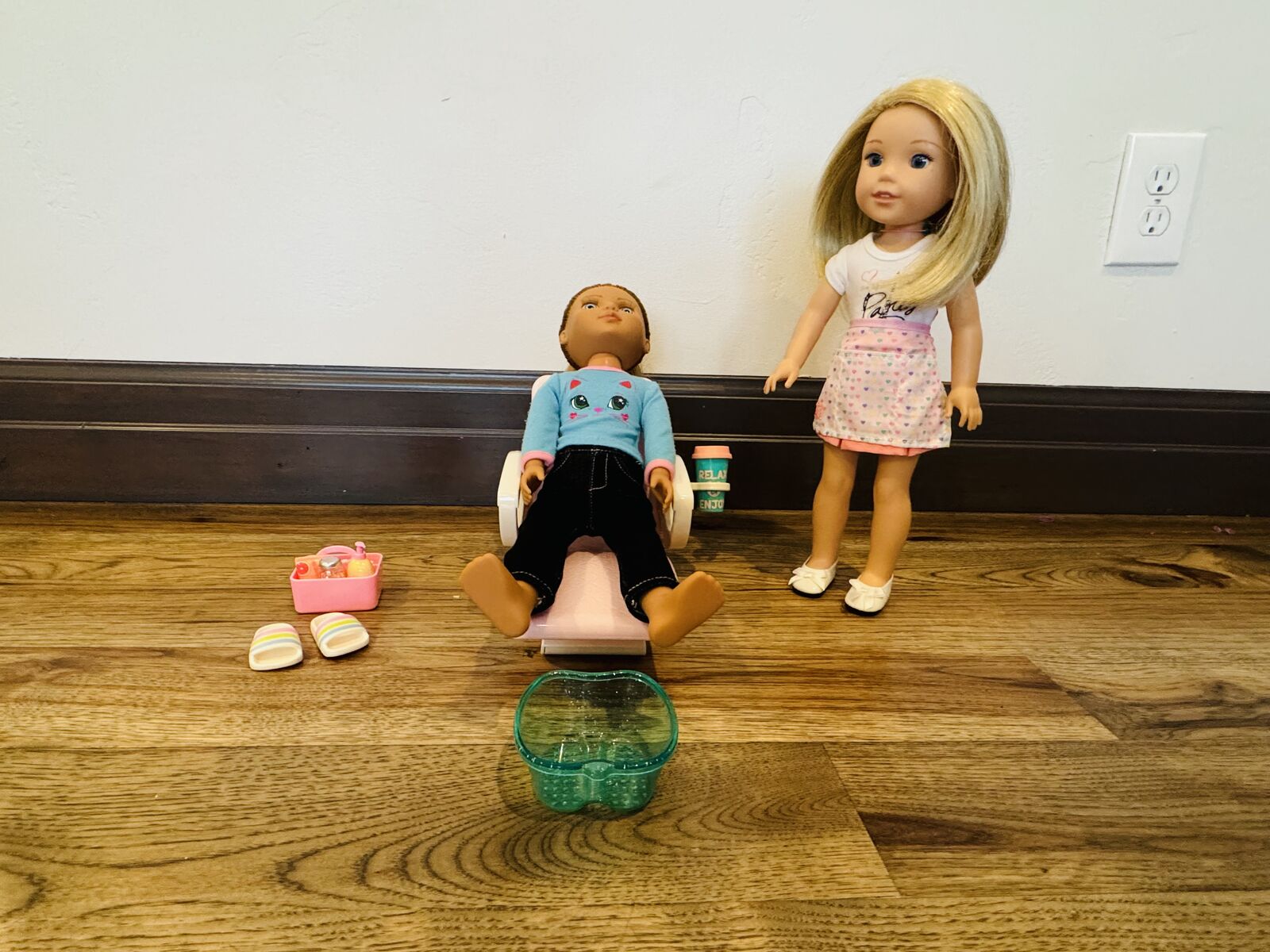 American Girl Doll/Glitter Girls Spa Set