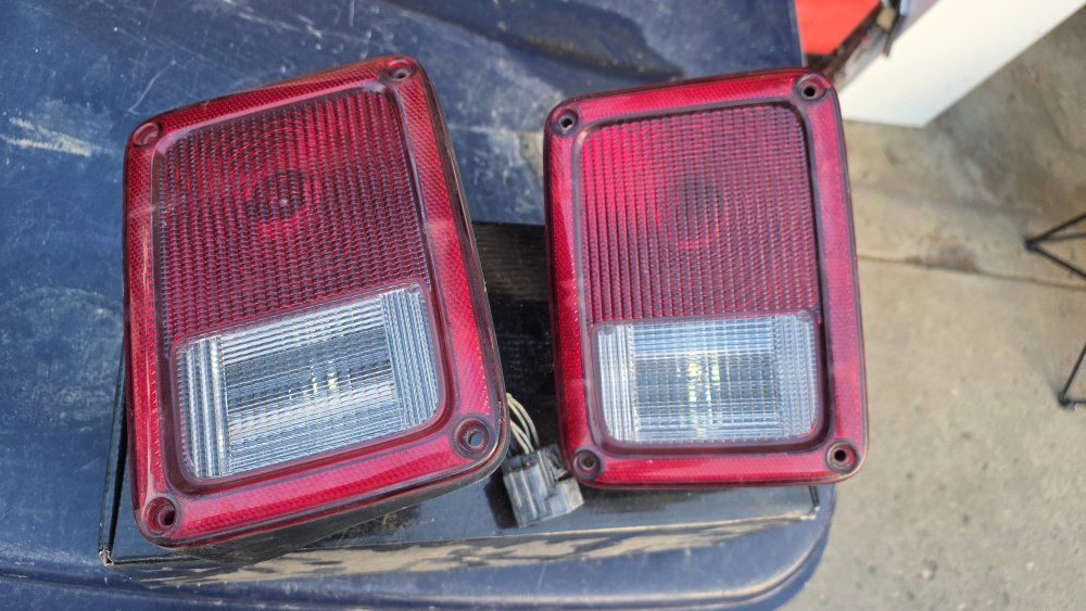 Jeep Wrangler JK 2007-2018 OEM Tail Lights Pair (Driver & Passenger)