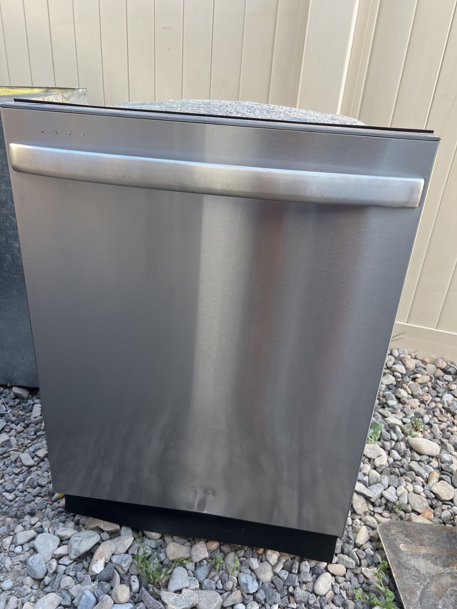 Midea - Stainless steel dishwasher