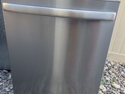 Midea - Stainless steel dishwasher
