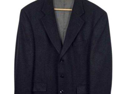 Oscar De La Renta Black Wool Cashmere Sport Coat Blazer 43R 2 Button Closure