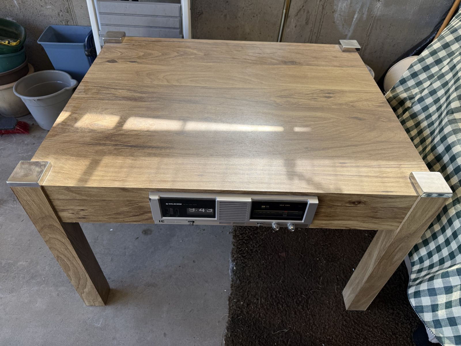 End table