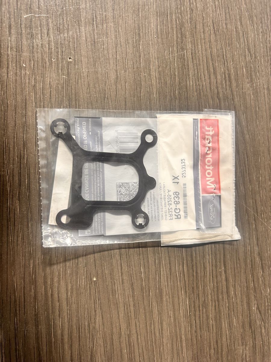 Motorcraft  Gasket for Ford Engine Cooling System